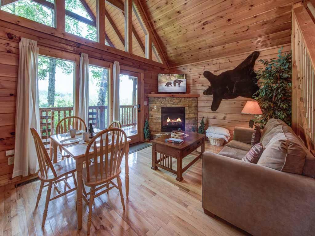 Cubs Cove Villa Gatlinburg Exterior photo